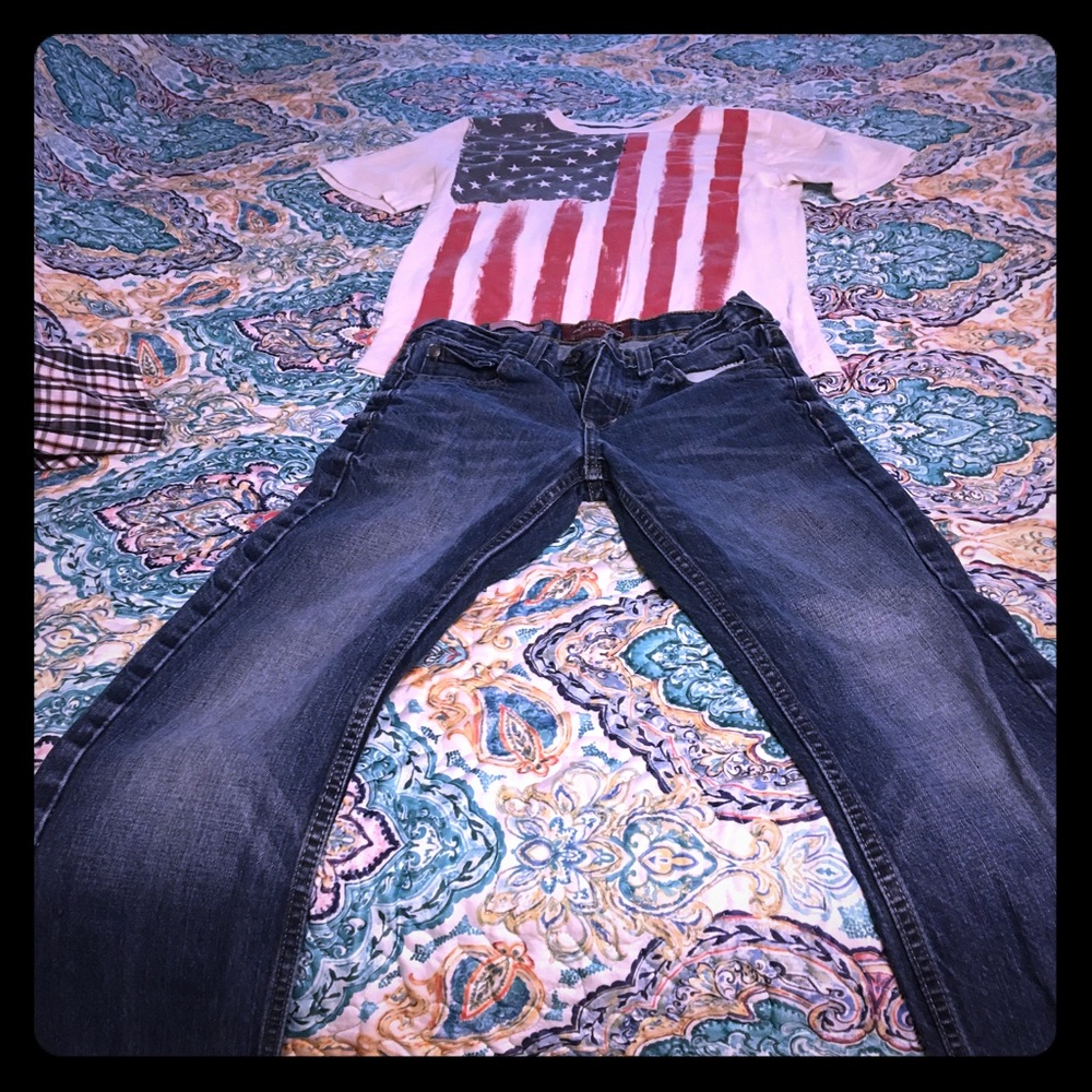 Arizona Jeans and T-shirt outfit